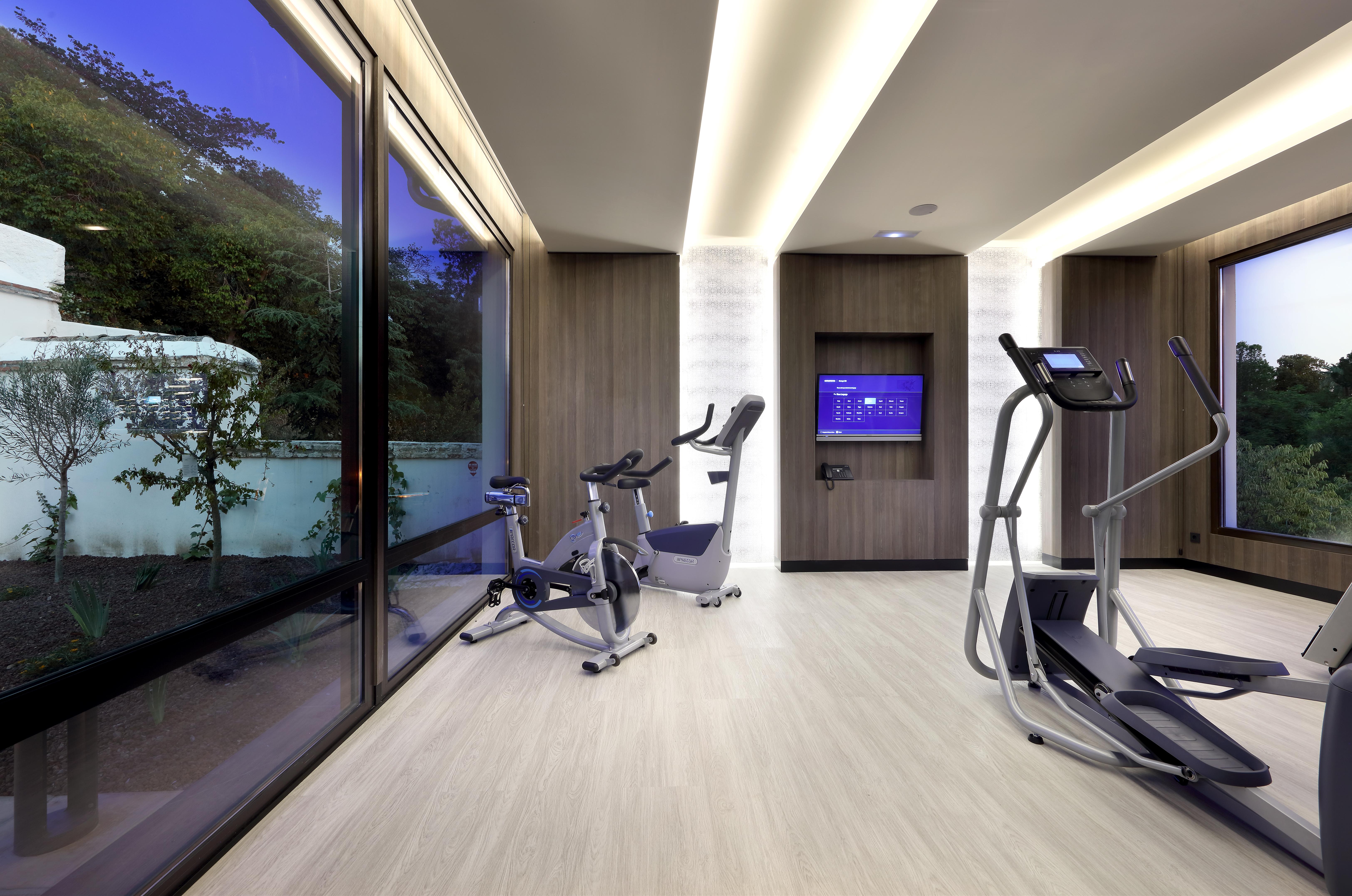 Aurea Washington Irving By Eurostars Hotel Company Granada Luaran gambar The gym at the Mandarin Oriental