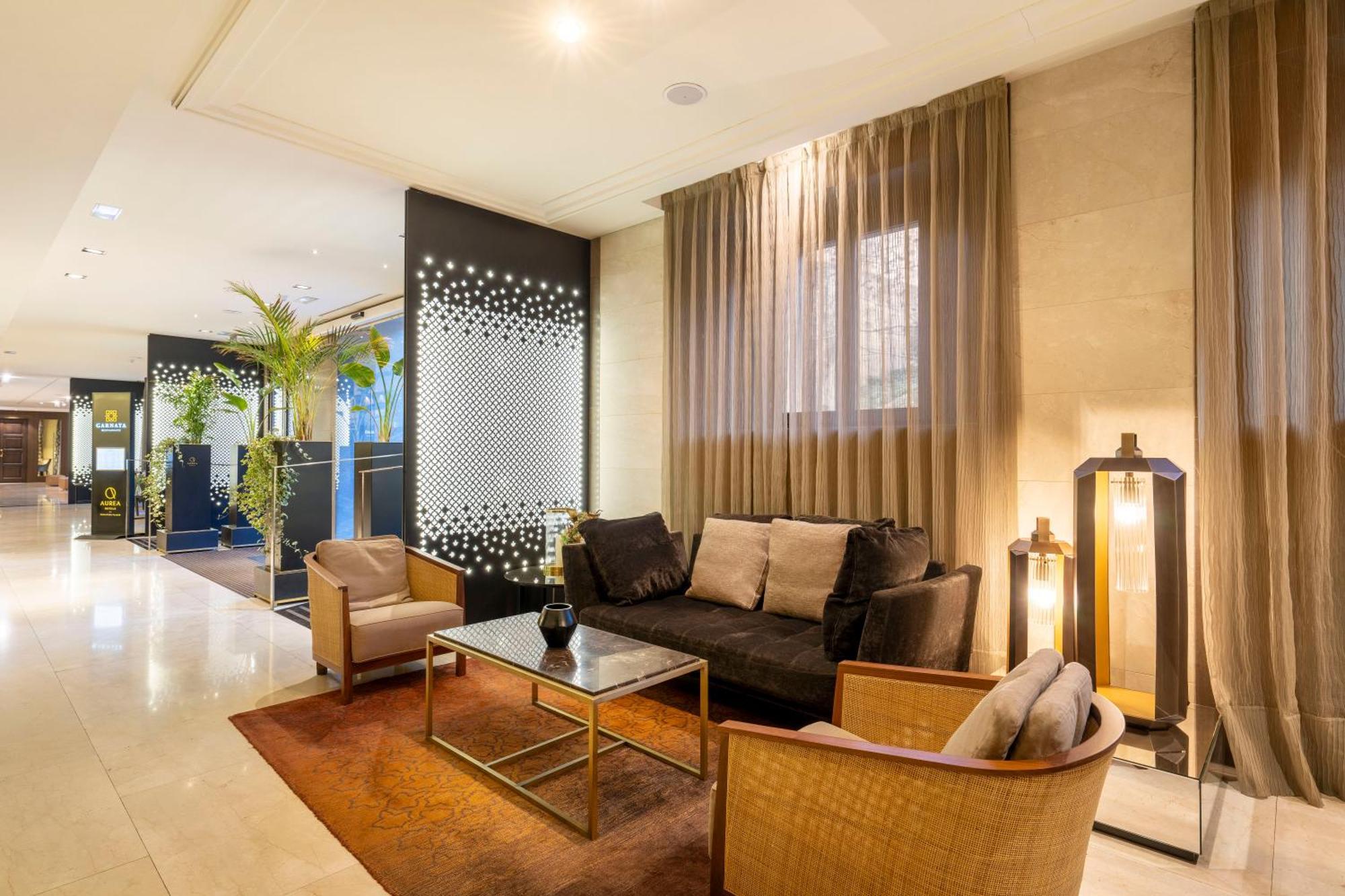 Aurea Washington Irving By Eurostars Hotel Company Granada Luaran gambar The lobby of the hotel
